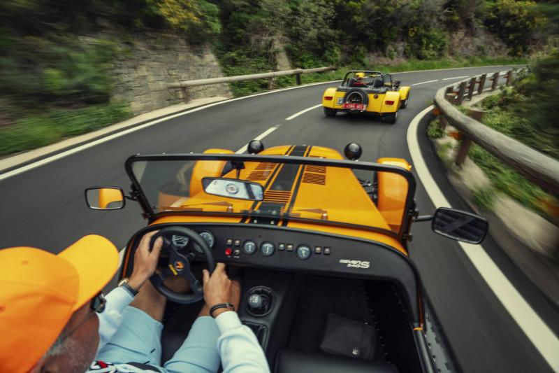 Conduisez une Caterham à Tenerife – Direction le Teide, Anaga ou la côte nord pour une virée inoubliable