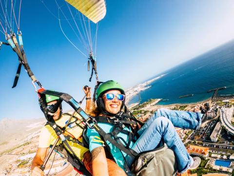 Paragliding in Tenerife: the island's best flying sites!