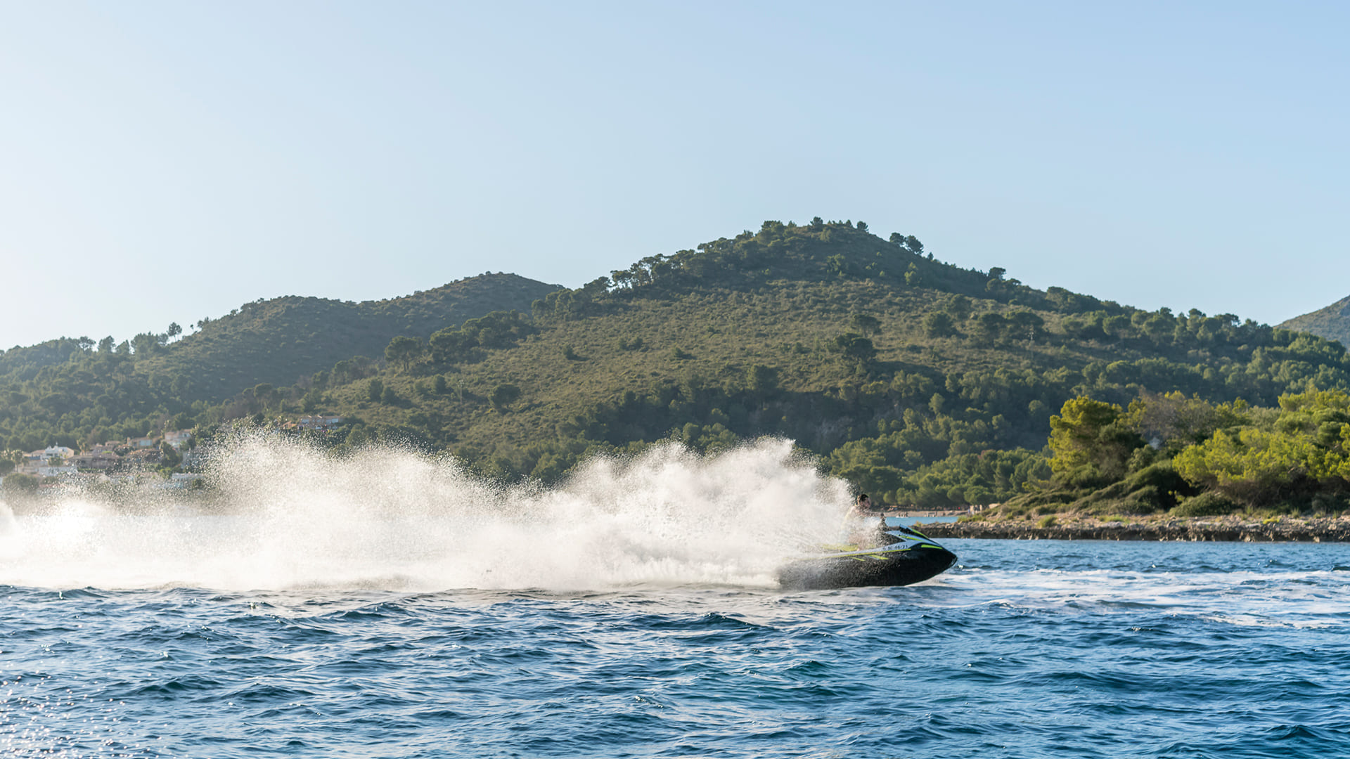 Alcudia_Jets-background-11